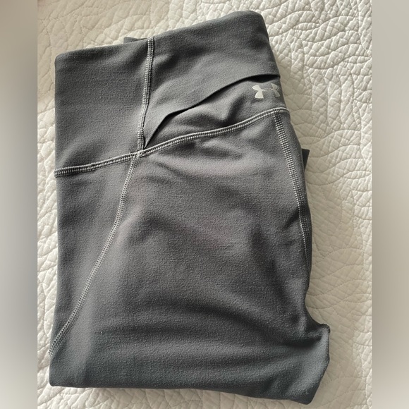 Under Armour 3 Piece Combo - Picture 3 of 4